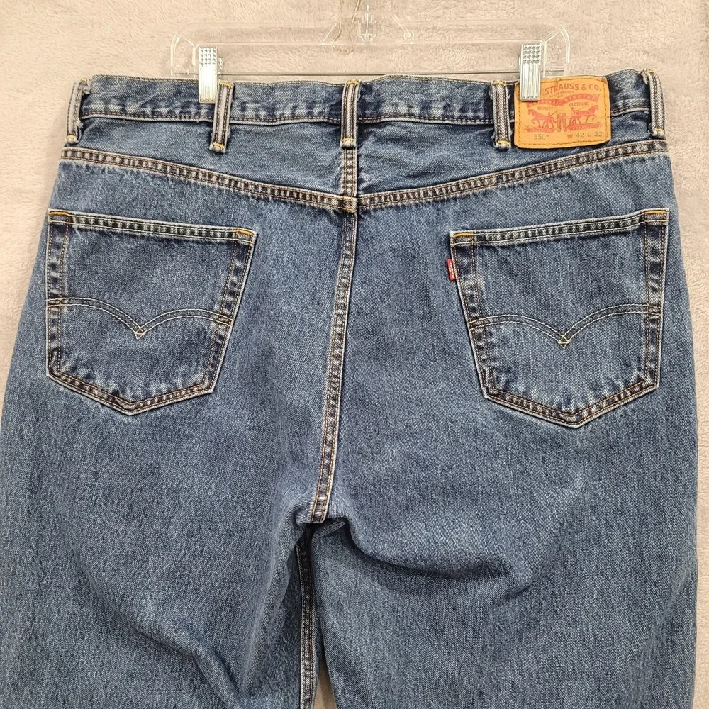 Levi's‎ 550 Men's 42x32 Denim Jeans Medium Wash Blue